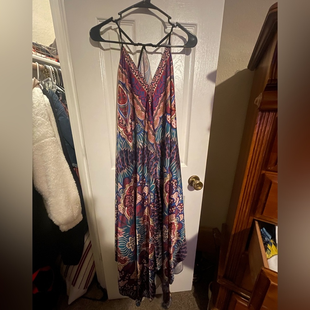 Women’s Plus Handkerchief Paisley Dress